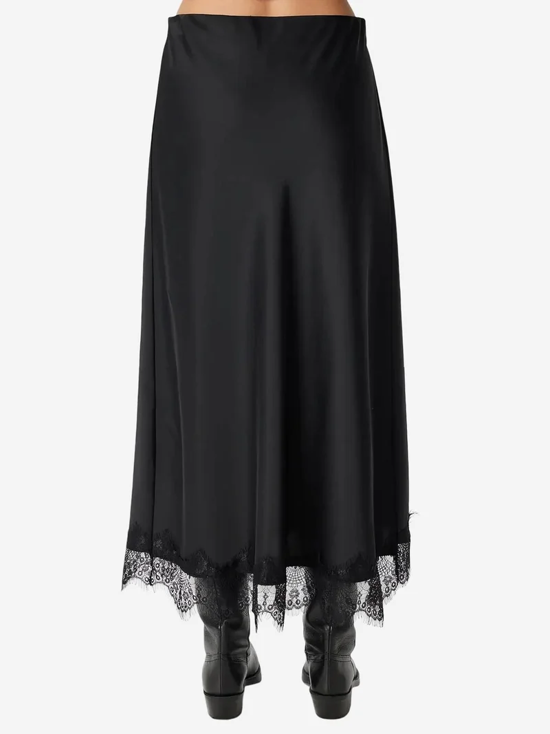 Lovely Istanbul ISTANBUL Lace Detailed Long Satin Skirt with Elastic Waist